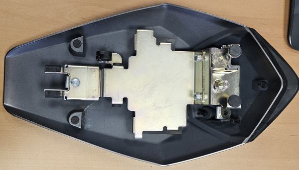 Kawasaki ZX-6 R Sozius Abdeckung Verkleidung Silber Gebraucht